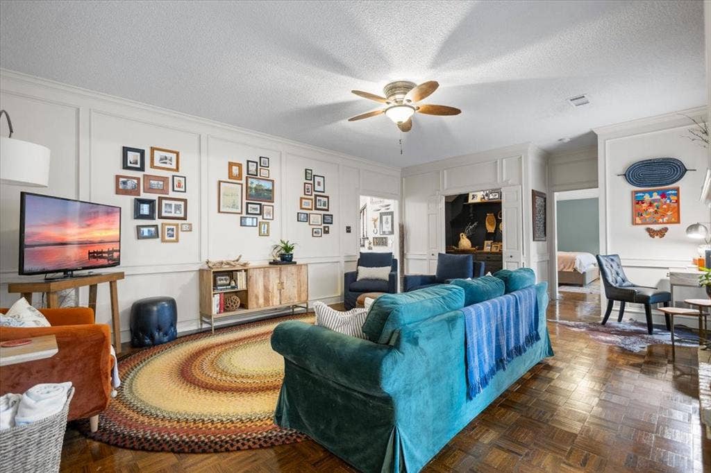5911 Foxcroft Road, Tyler, TX 75703 5911 Foxcroft Road, Tyler, TX 75703