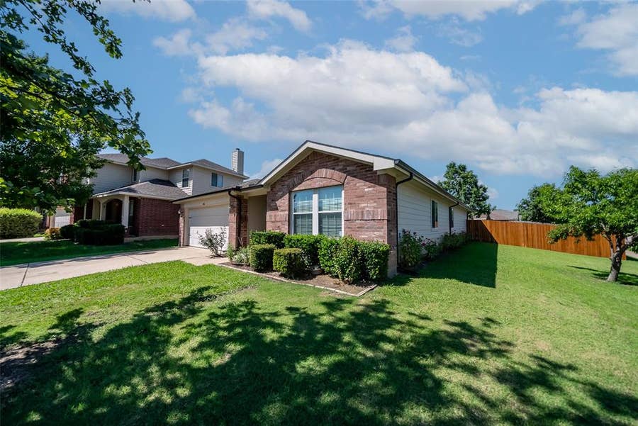 Property photo for 2002 Hickory Trail, Anna, TX