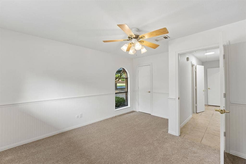 1011 Villa Siete, Mesquite, TX 75181 Split secondary bedroom