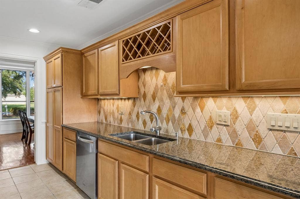 1011 Villa Siete, Mesquite, TX 75181 1011 Villa Siete, Mesquite, TX 75181