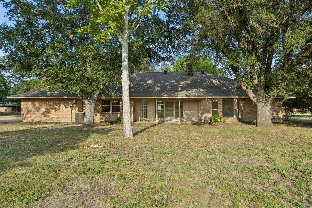 1011 Villa Siete, Mesquite, TX 75181 1011 Villa Siete, Mesquite, TX 75181
