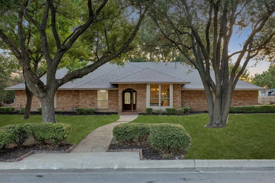 Property photo for 1011 Villa Siete, Mesquite, TX