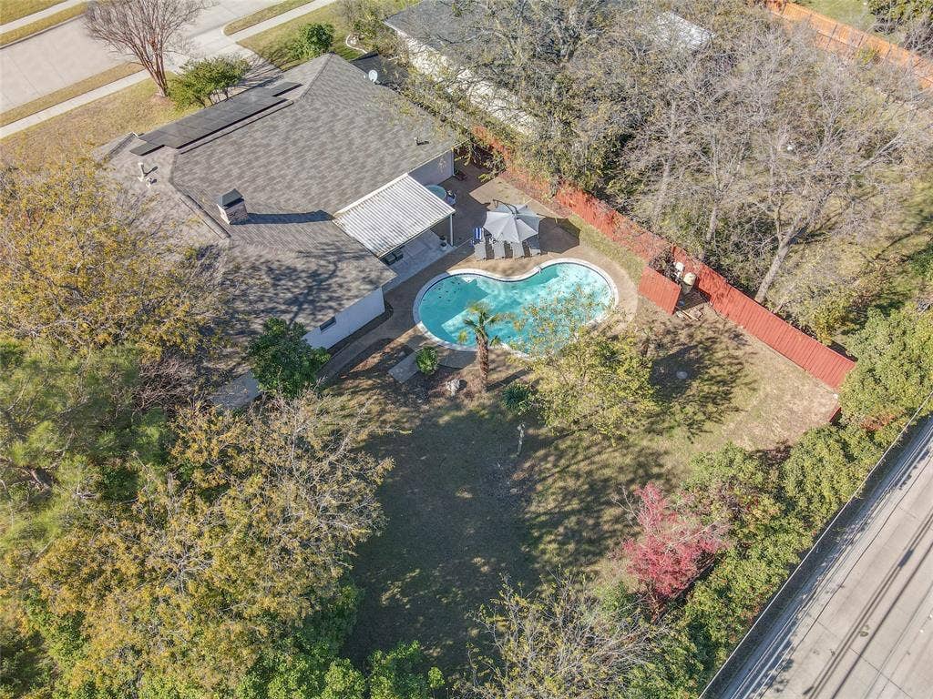804 Ridgefield Drive, Plano, TX 75075 804 Ridgefield Drive, Plano, TX 75075