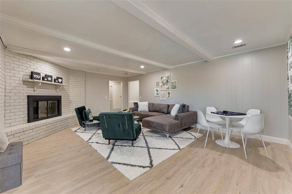 804 Ridgefield Drive, Plano, TX 75075 804 Ridgefield Drive, Plano, TX 75075