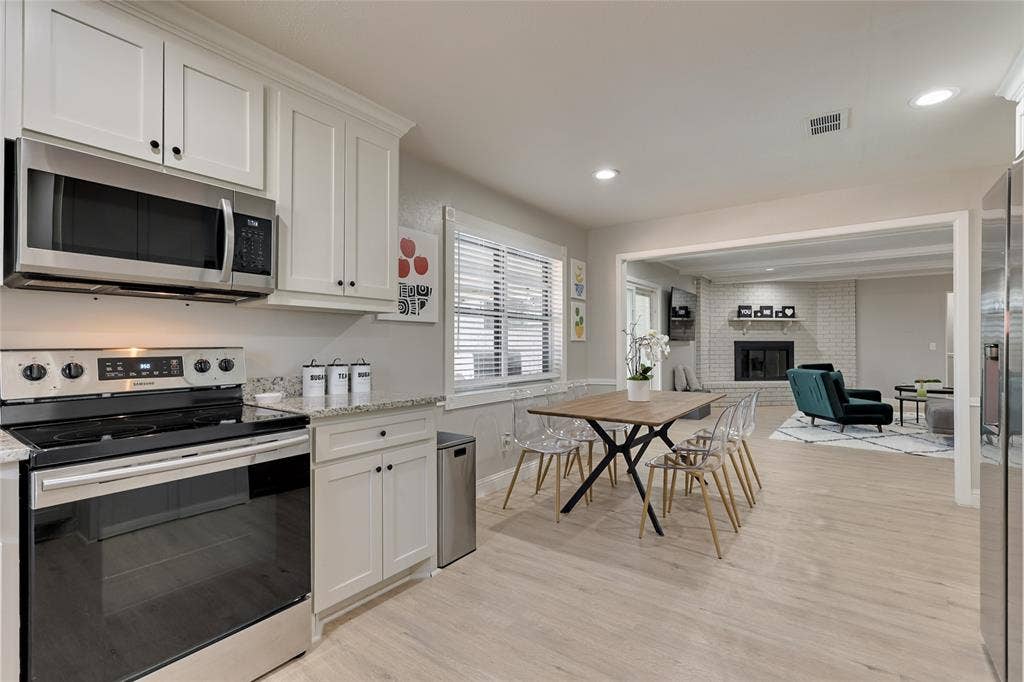 804 Ridgefield Drive, Plano, TX 75075 804 Ridgefield Drive, Plano, TX 75075