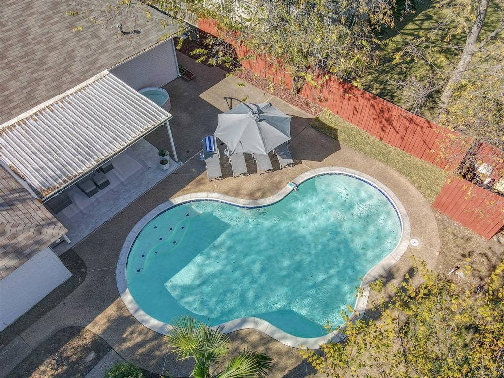 804 Ridgefield Drive, Plano, TX 75075 804 Ridgefield Drive, Plano, TX 75075