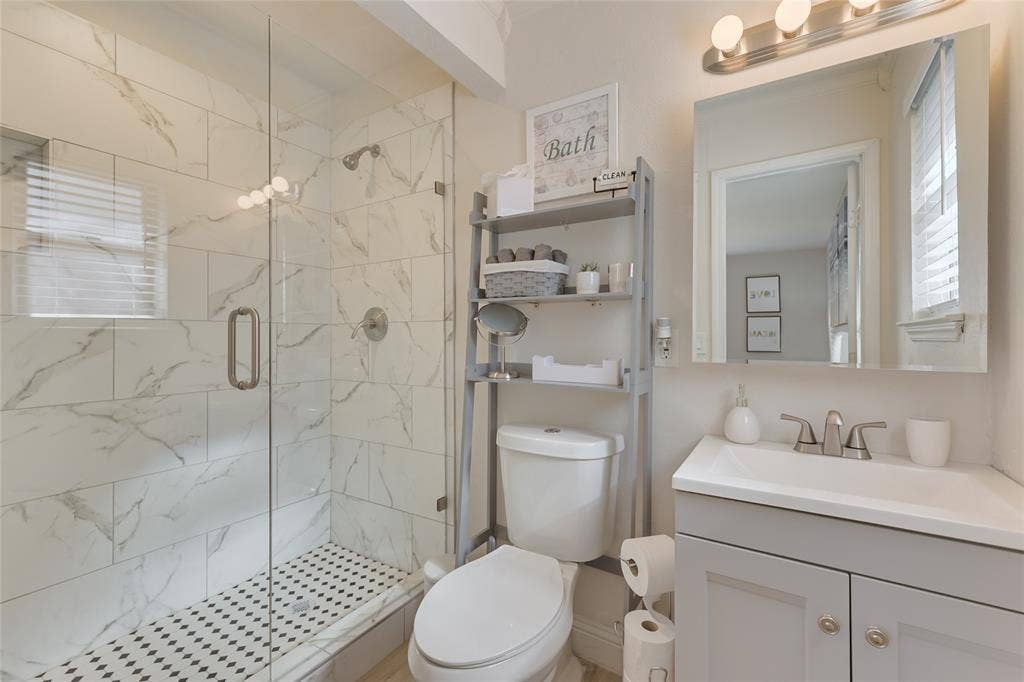804 Ridgefield Drive, Plano, TX 75075 804 Ridgefield Drive, Plano, TX 75075