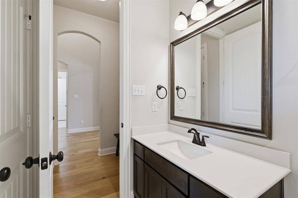 3801 Grove Valley Road, Midlothian, TX 76065 3801 Grove Valley Road, Midlothian, TX 76065