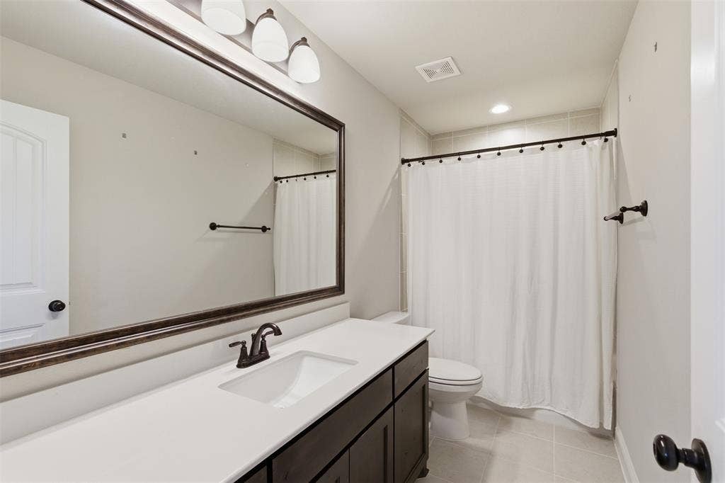 3801 Grove Valley Road, Midlothian, TX 76065 3801 Grove Valley Road, Midlothian, TX 76065