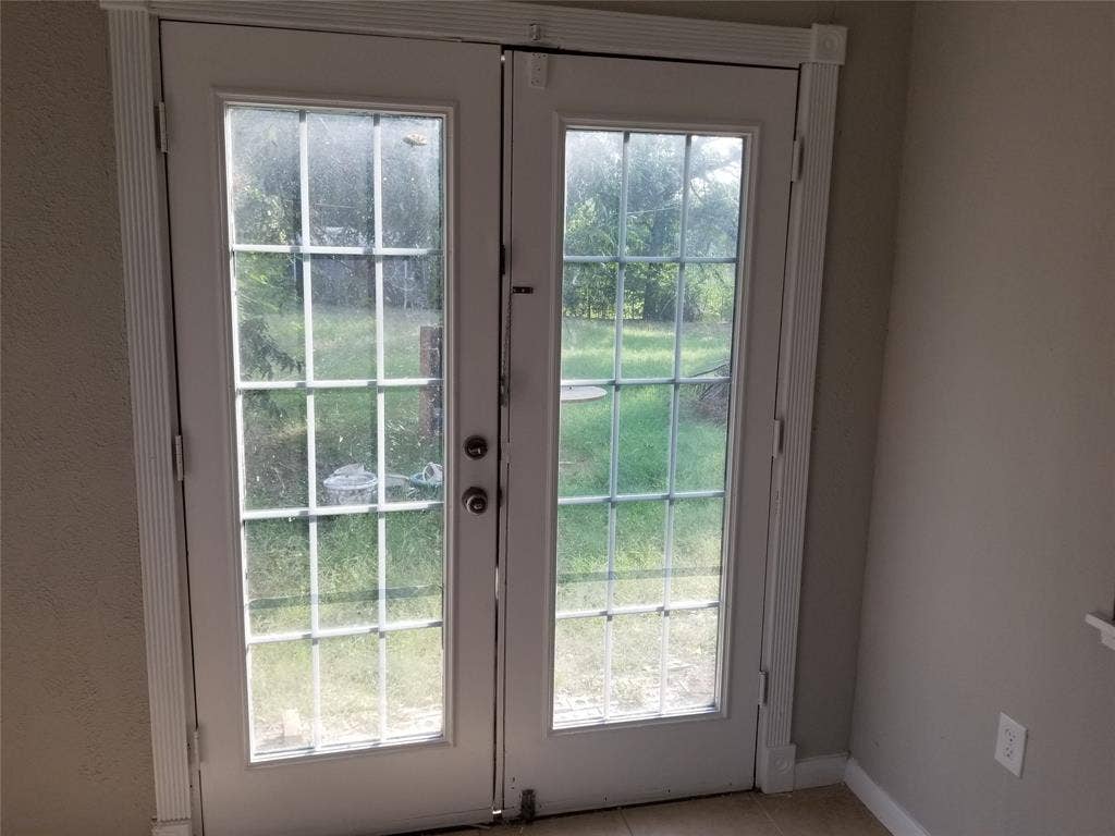 3460 Edith Lane, Haltom City, TX 76117 3460 Edith Lane, Haltom City, TX 76117