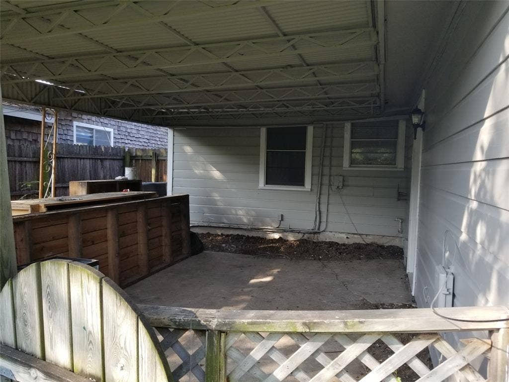 3460 Edith Lane, Haltom City, TX 76117 3460 Edith Lane, Haltom City, TX 76117