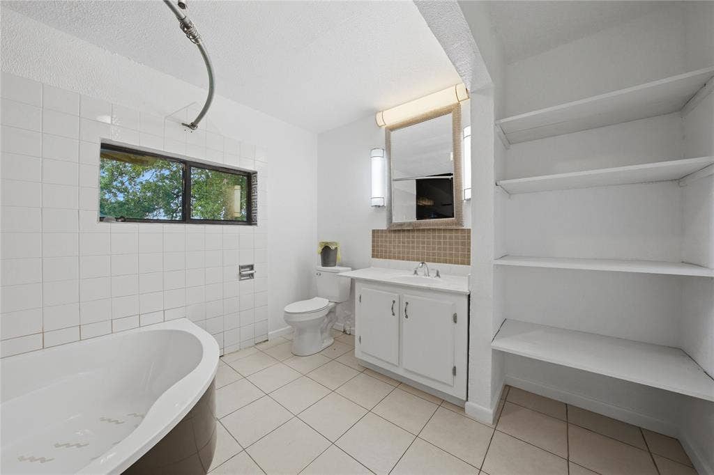 28008 W Oak Ridge Road, Kemp, TX 75143 28008 W Oak Ridge Road, Kemp, TX 75143