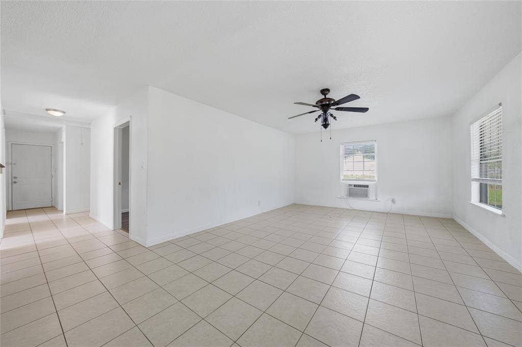 28008 W Oak Ridge Road, Kemp, TX 75143 28008 W Oak Ridge Road, Kemp, TX 75143