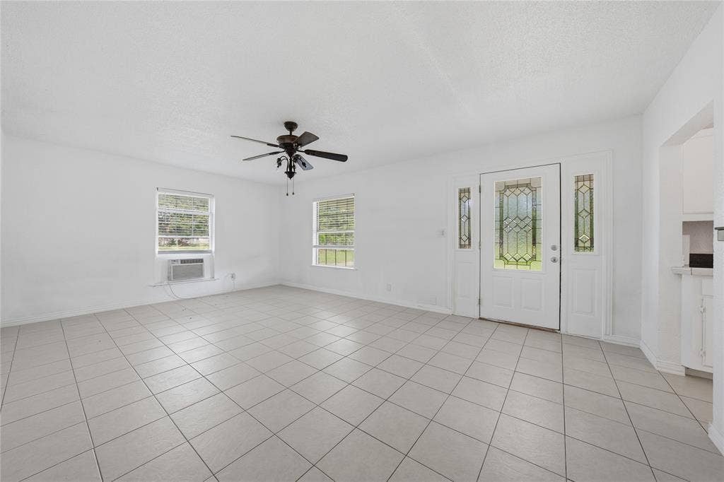 28008 W Oak Ridge Road, Kemp, TX 75143 28008 W Oak Ridge Road, Kemp, TX 75143