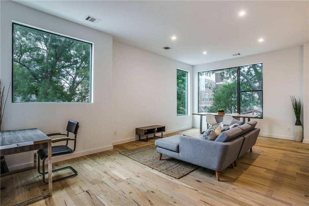 2627 Kimsey Drive, #102, Dallas, TX 75235 2627 Kimsey Drive, #102, Dallas, TX 75235