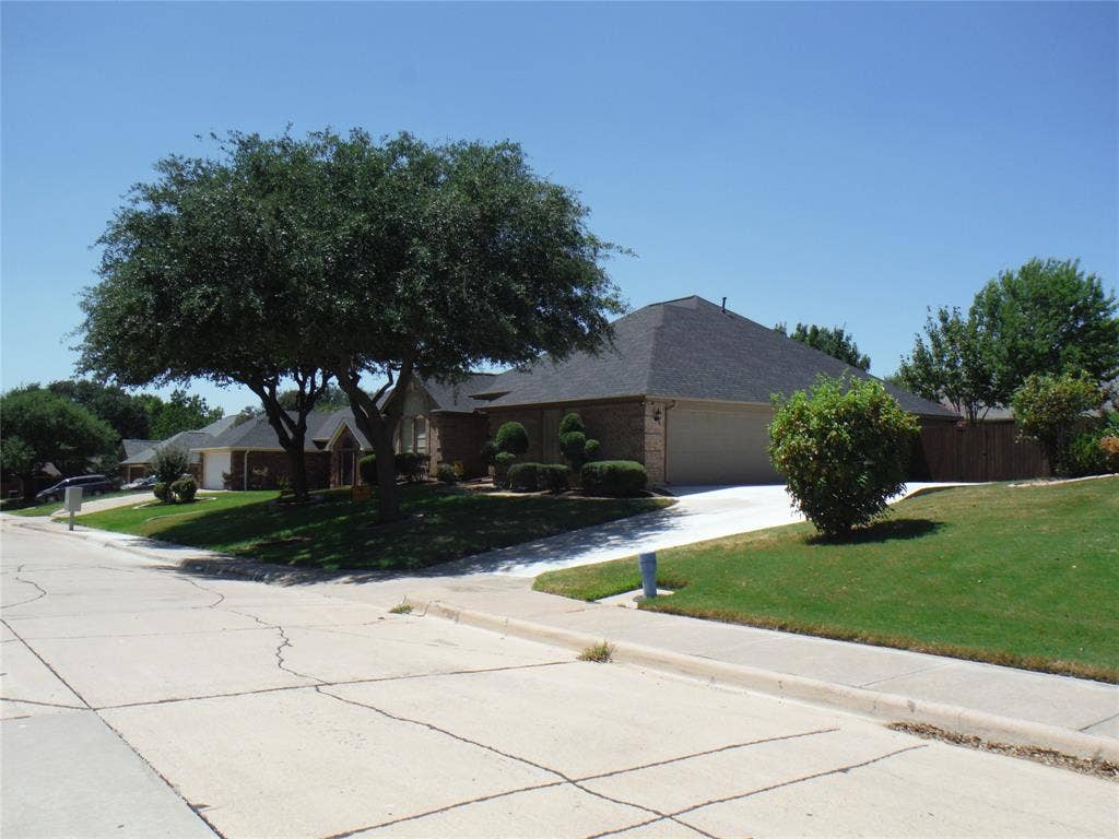 428 Shelby Drive, Burleson, TX 76028 Street view