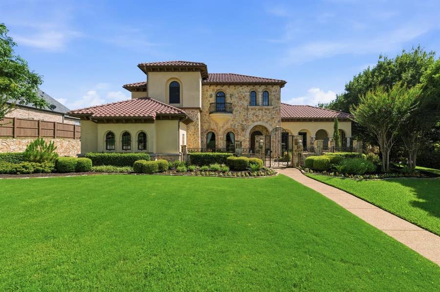 Property photo for 1100 Tuscany Terrace, Keller, TX