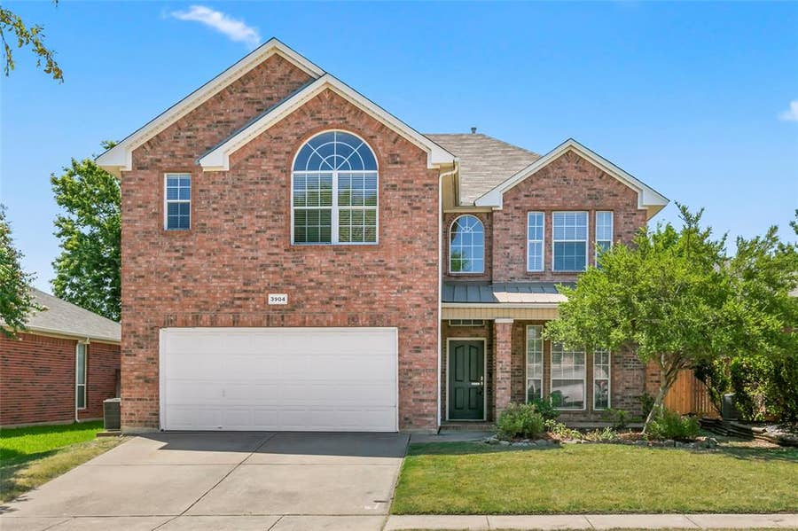 Property photo for 3904 Grantsville Drive, Fort Worth, TX