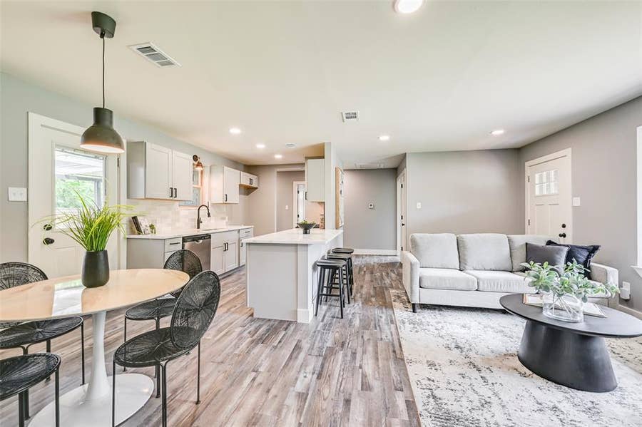 Property photo for 2609 Inadale Avenue, Dallas, TX