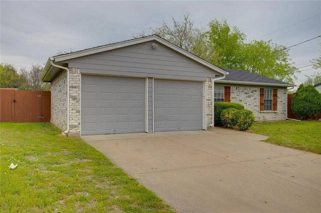 6409 Patino Court, Watauga, TX 76148 6409 Patino Court, Watauga, TX 76148