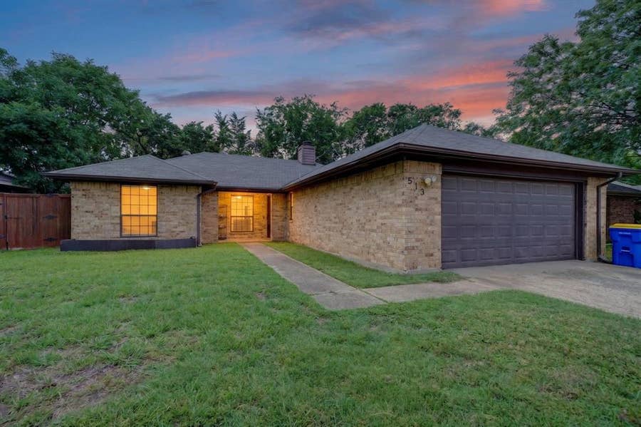 Property photo for 513 Thomas Trail, Seagoville, TX