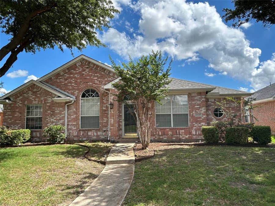 Property photo for 10105 Mallory Drive, Frisco, TX