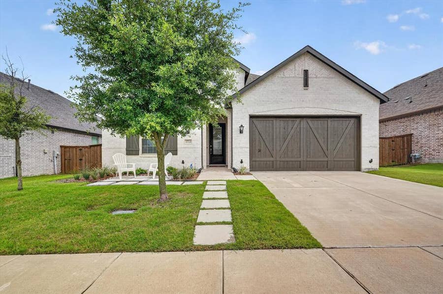 Property photo for 1713 Pieneze Drive, McLendon Chisholm, TX