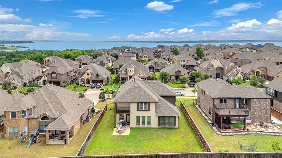 Property photo for 1318 Lantern Faith Drive, Wylie, TX