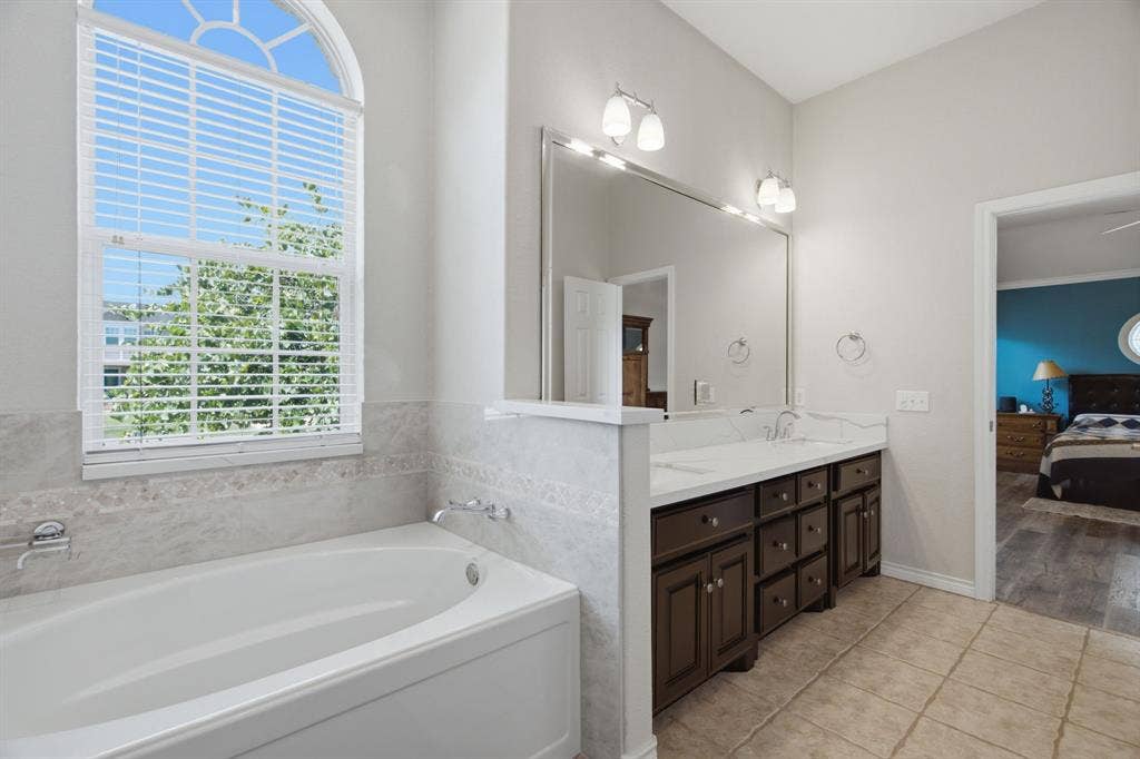 550 Christenberry Road, Springtown, TX 76082 550 Christenberry Road, Springtown, TX 76082