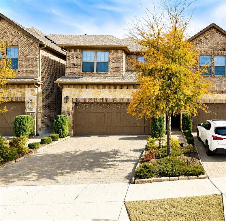 6416 Burbank Way, Plano, TX 75024 6416 Burbank Way, Plano, TX 75024