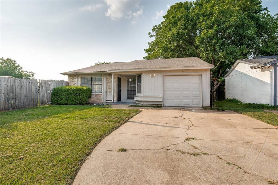Property photo for 450 Weaver Street, Cedar Hill, TX