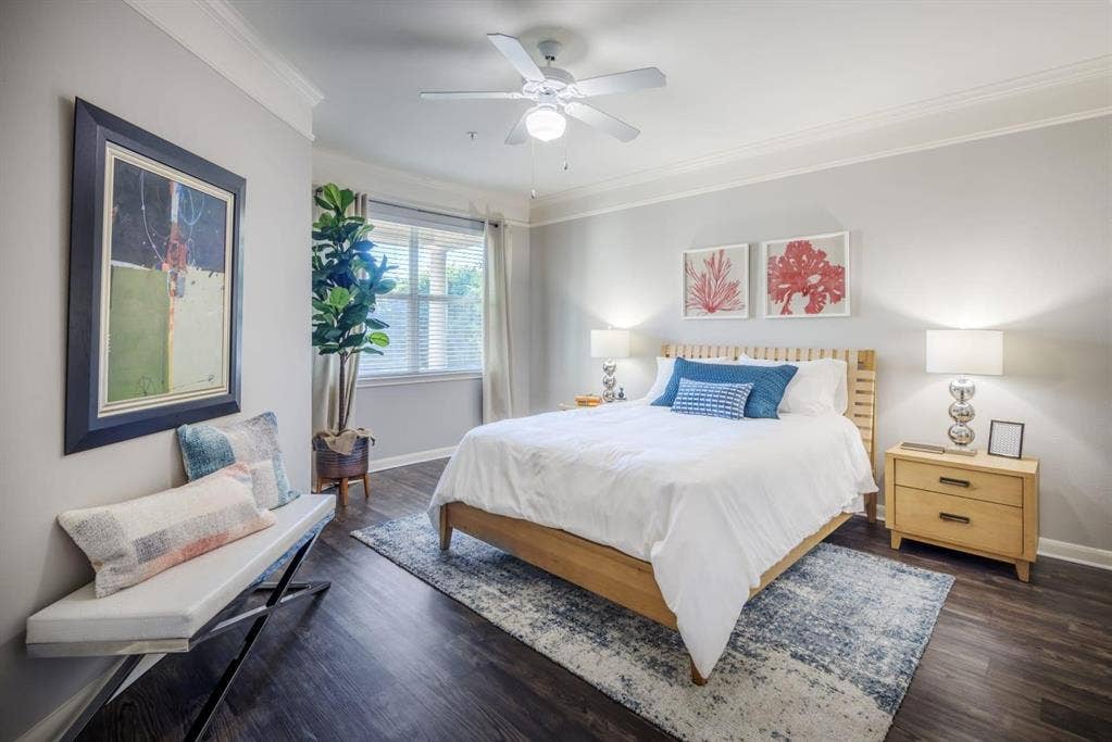 Enjoy up to 6 WEEKS FREE on all 1-bedroom homes and up to 4 WEEKS FREE on select 2- and 3-bedroom homes!