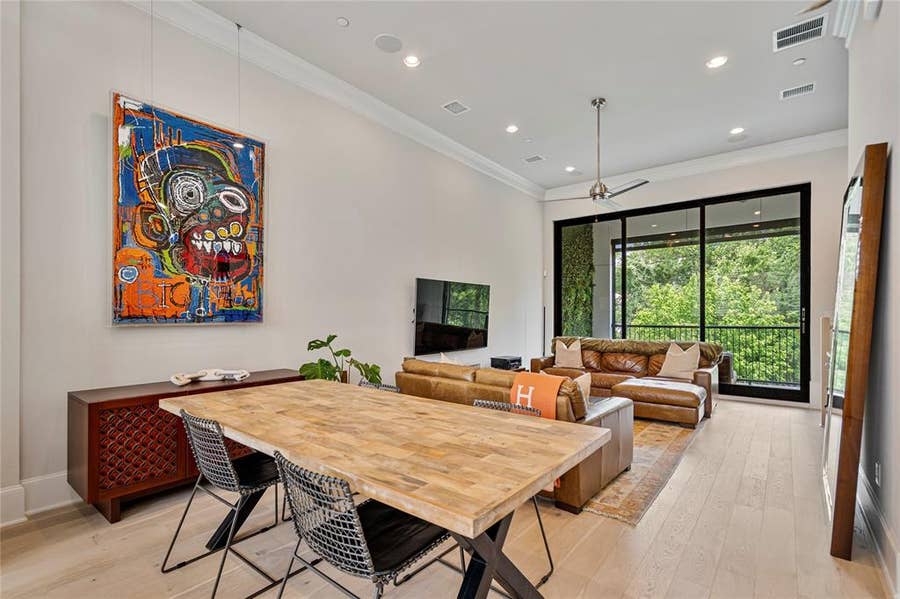 Property photo for 2157 Wenge Lane, Dallas, TX