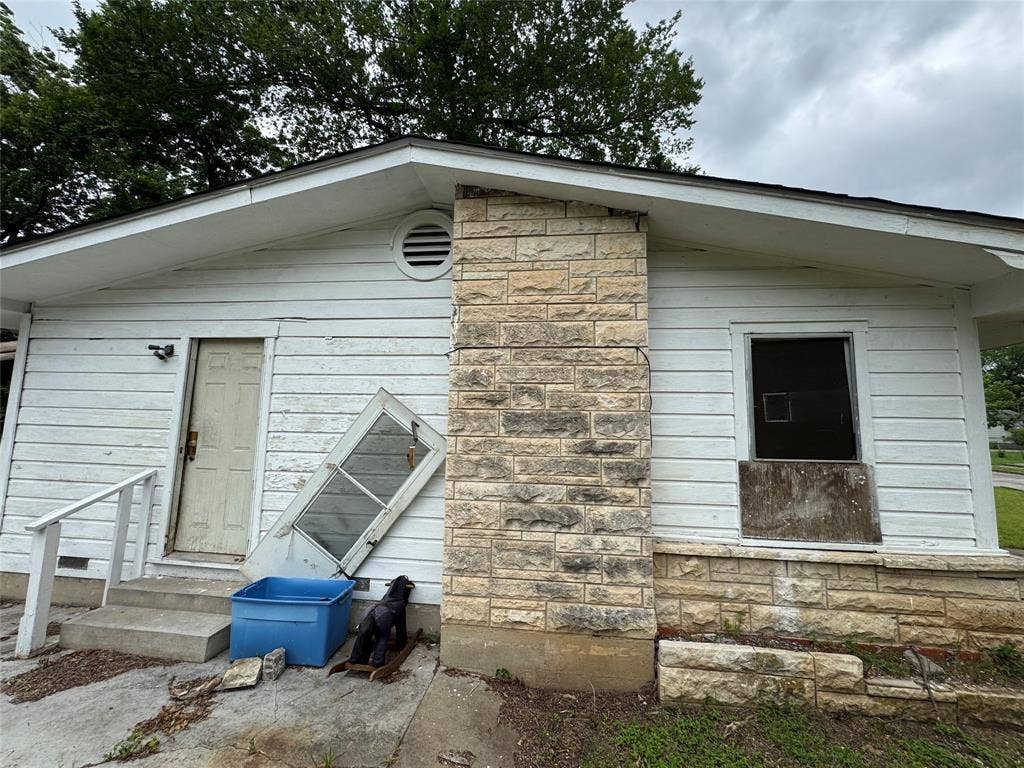 1915 N 13th Street, Waco, TX 76707 1915 N 13th Street, Waco, TX 76707