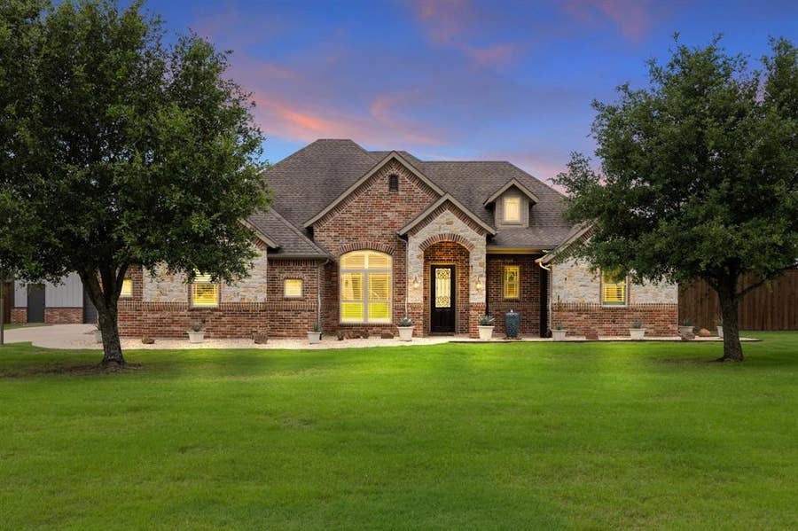 Property photo for 5009 Red Oak Drive, Union Valley, TX
