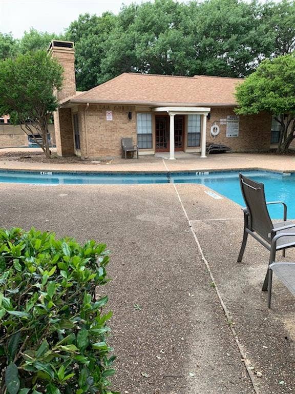 16301 Ledgemont Lane, #101, Addison, TX 75001 Lazy river pool and clubhouse