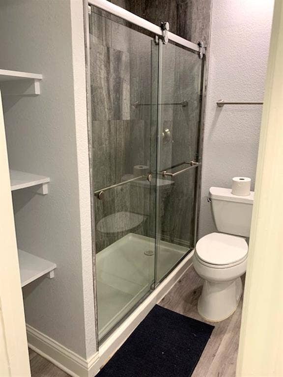 16301 Ledgemont Lane, #101, Addison, TX 75001 Updated primary bath