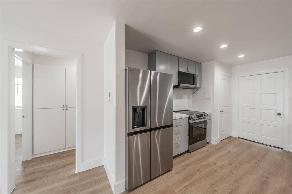6532 Moonglow Lane, Watauga, TX 76148 6532 Moonglow Lane, Watauga, TX 76148
