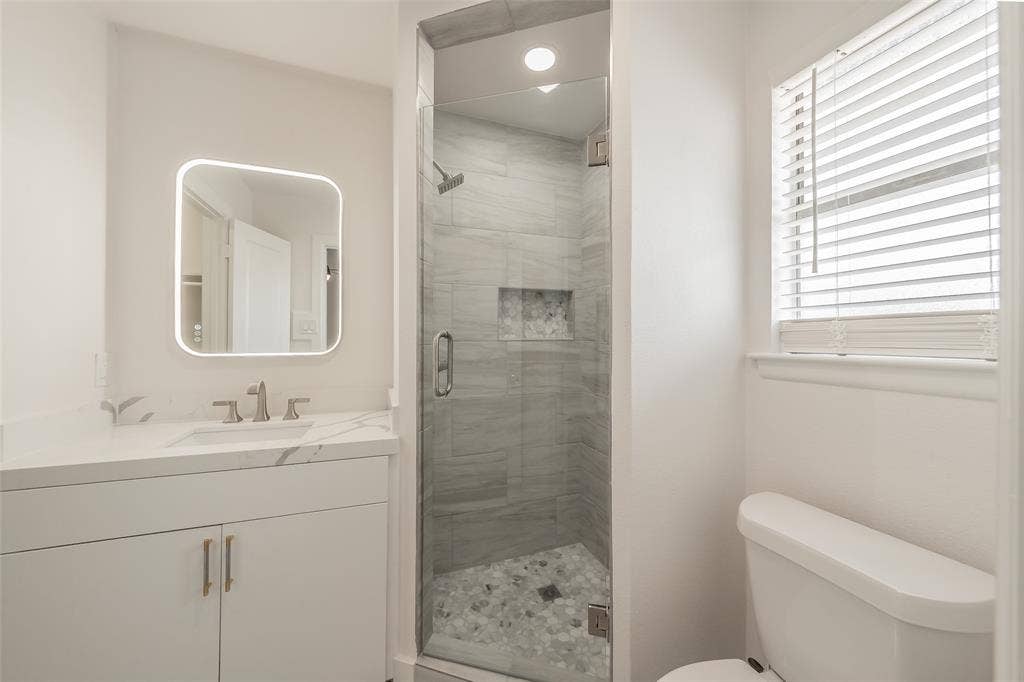 6532 Moonglow Lane, Watauga, TX 76148 6532 Moonglow Lane, Watauga, TX 76148