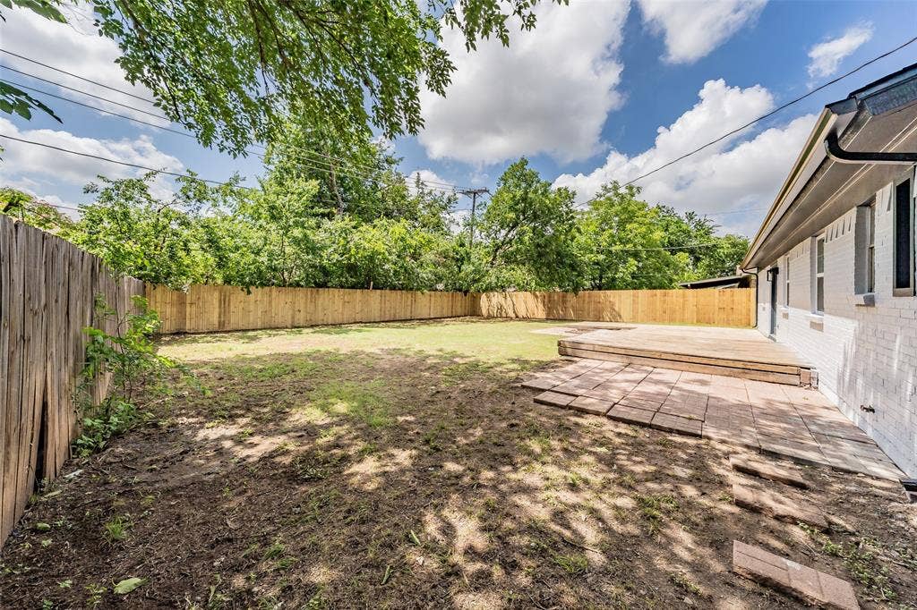 6532 Moonglow Lane, Watauga, TX 76148 6532 Moonglow Lane, Watauga, TX 76148