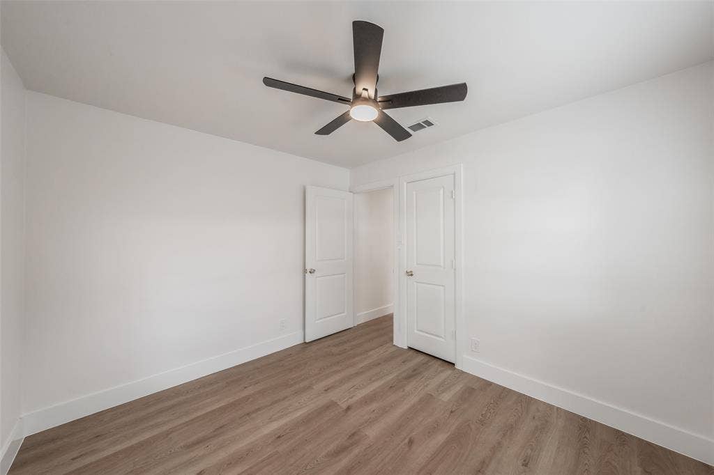 6532 Moonglow Lane, Watauga, TX 76148 6532 Moonglow Lane, Watauga, TX 76148