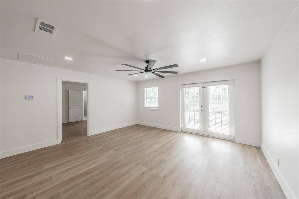 6532 Moonglow Lane, Watauga, TX 76148 6532 Moonglow Lane, Watauga, TX 76148