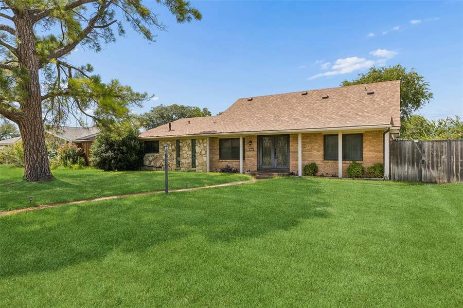 Property photo for 1303 Berkeley Drive, Richardson, TX