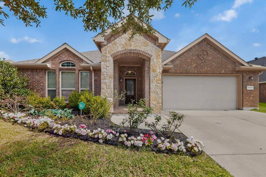 Property photo for 1117 Fairhaven Drive, Glenn Heights, TX