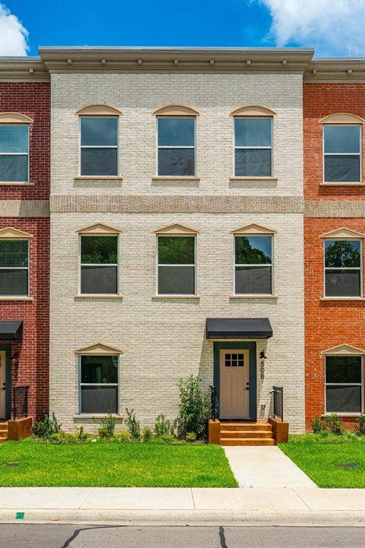 Property photo for 508 S O Connor Road, Irving, TX