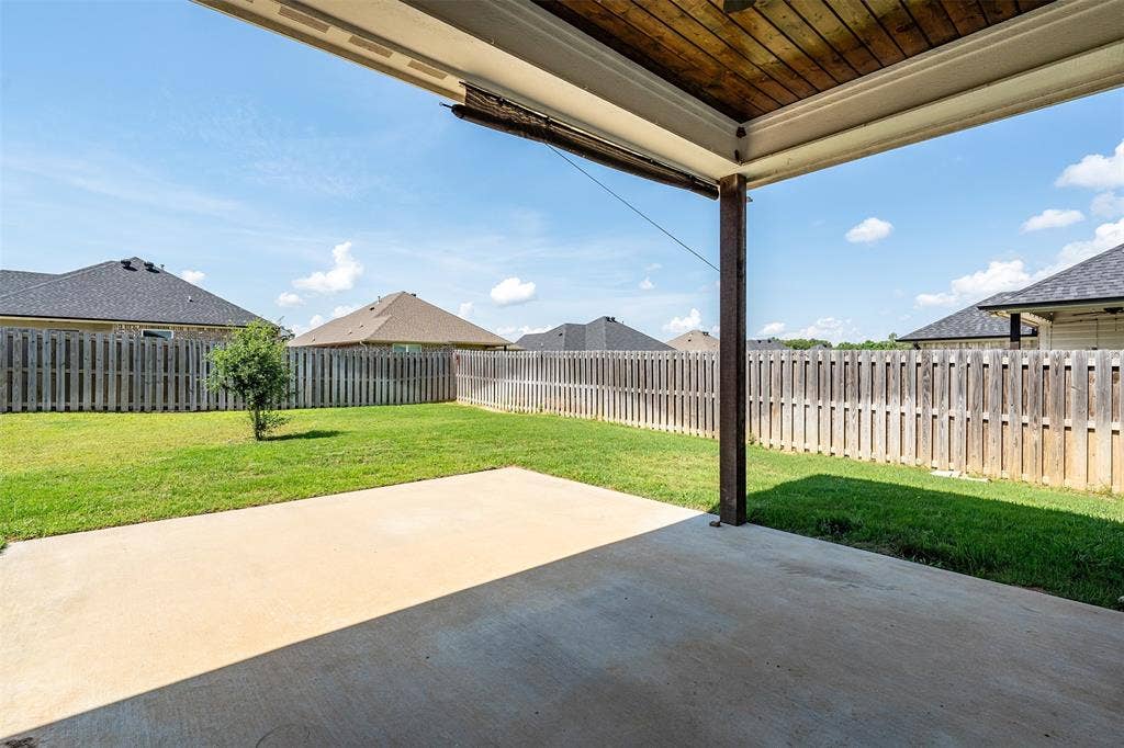 1806 Forestdale, Whitehouse, TX 75791 1806 Forestdale, Whitehouse, TX 75791