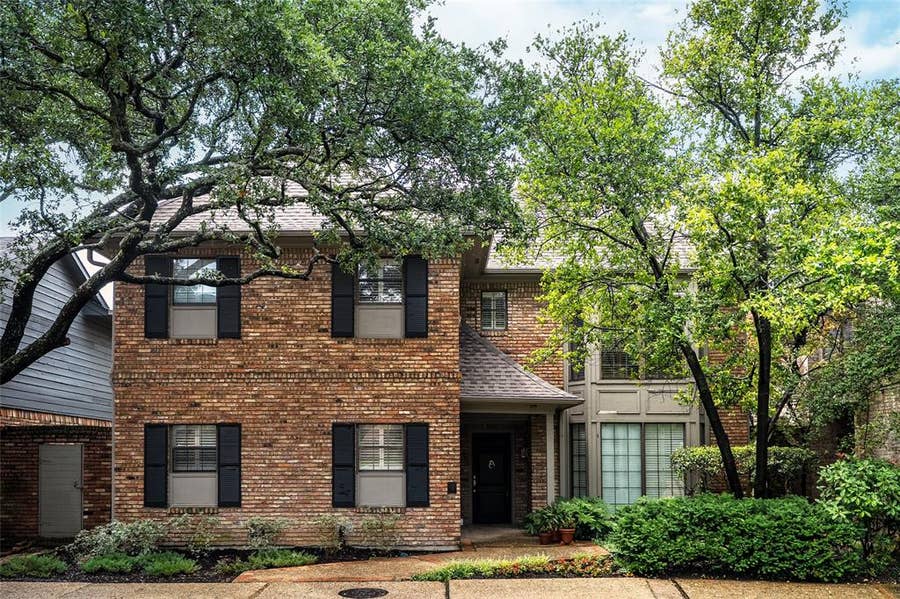 Property photo for 3 Royal Terrace Court, Dallas, TX
