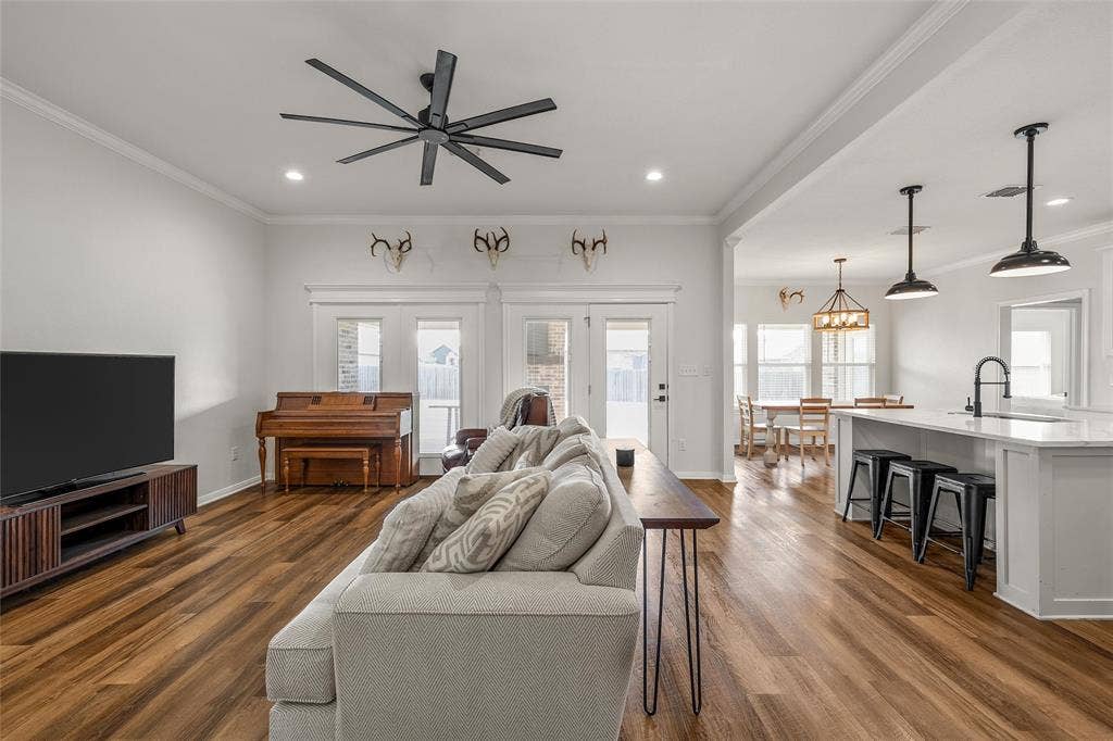 395 Cavitt Court, Robinson, TX 76706 395 Cavitt Court, Robinson, TX 76706