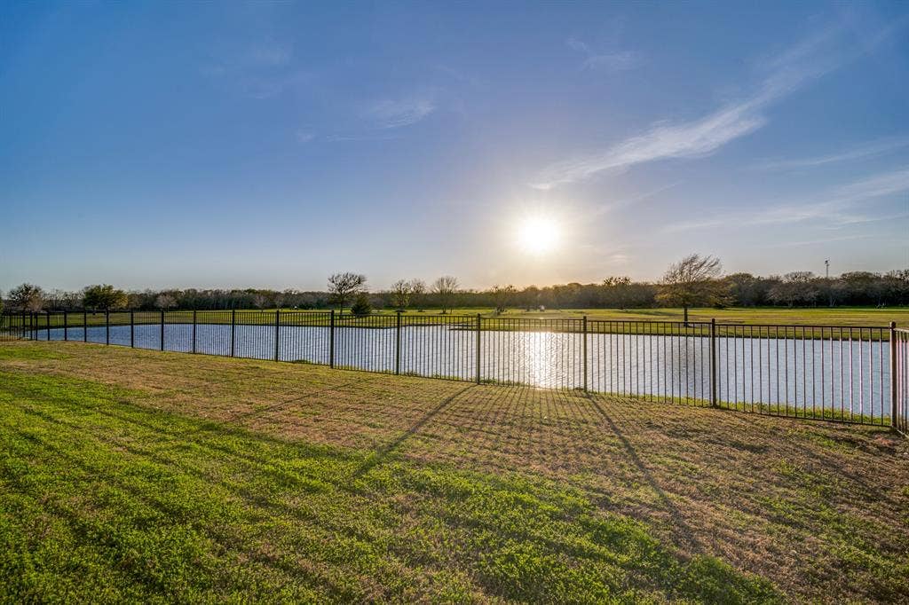 2643 Perdenales Drive, Royse City, TX 75189 2643 Perdenales Drive, Royse City, TX 75189