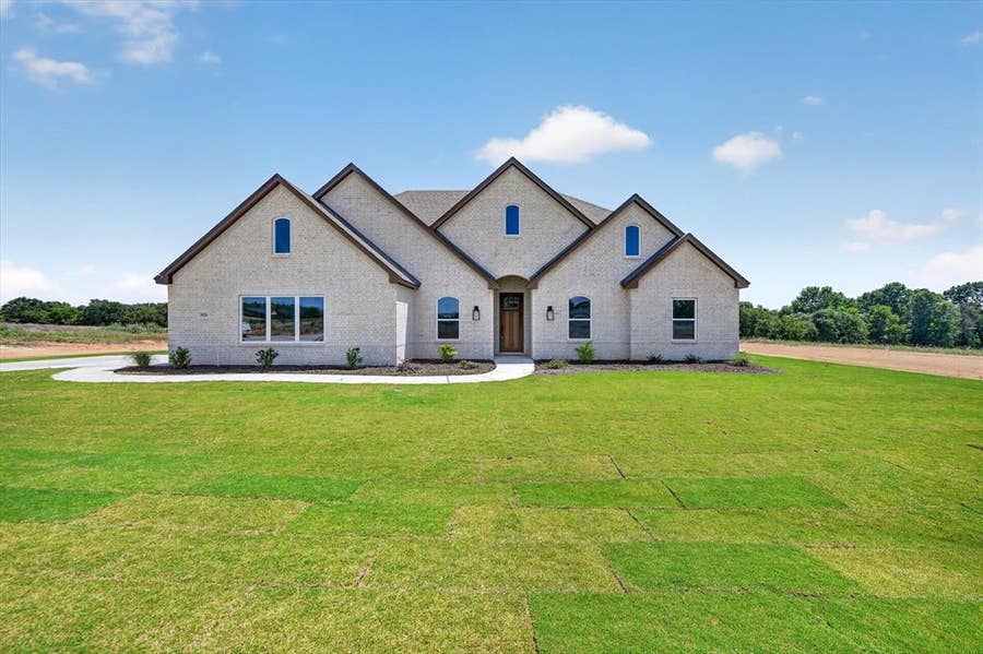 Property photo for 1026 Colt Road, Springtown, TX